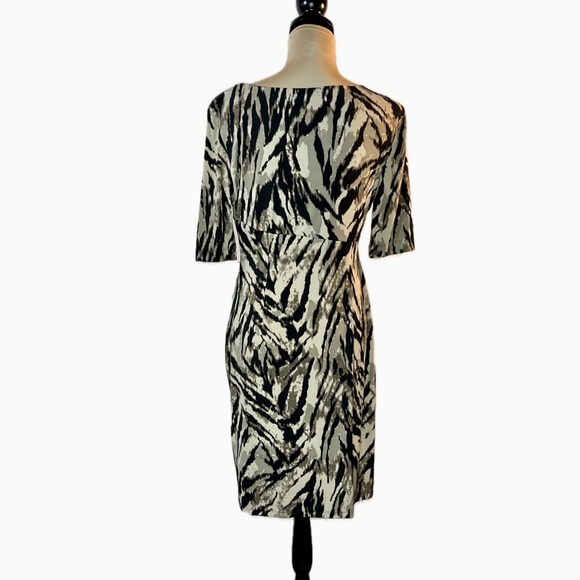 Connected Black and Tan Animal  Patterned Dress - size 12 P - Picture 4 of 17